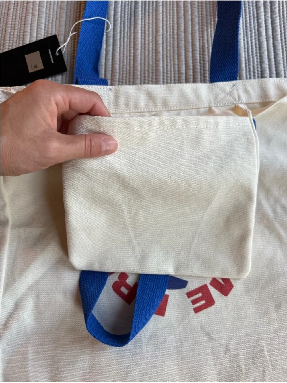 NWT Fifa World Cup Commemorative “Bring Your Game” Canvas Tote Bag - Picture 4 of 6